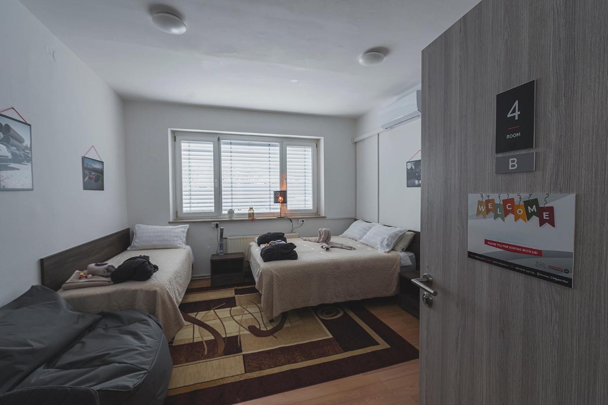 Do Avta Rooms Ljubljana Bagian luar foto