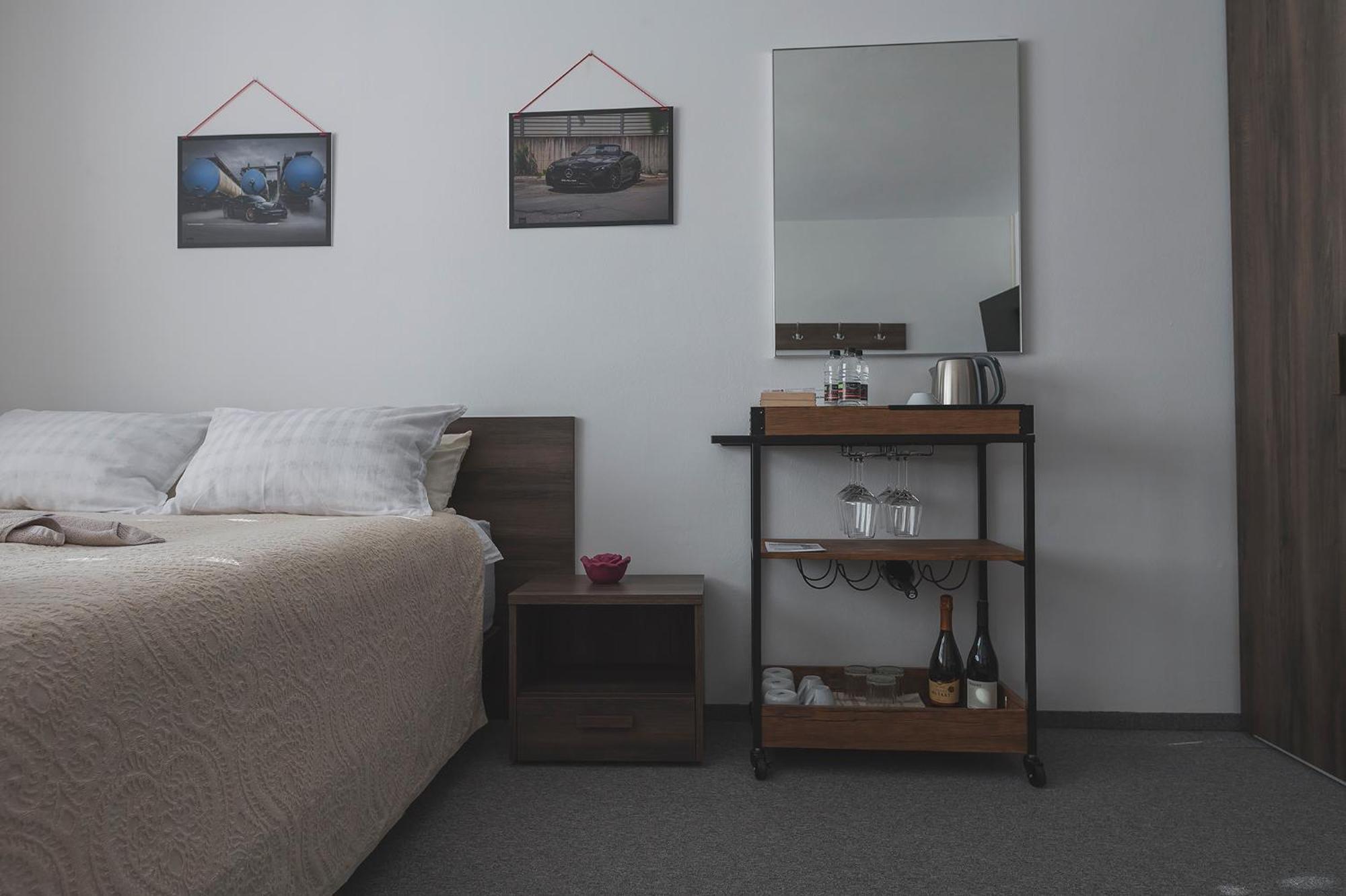 Do Avta Rooms Ljubljana Bagian luar foto